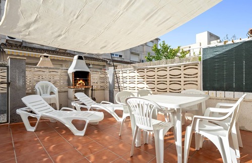 Creixell Villa | House with pool and barbecue 200m beach