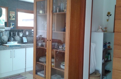 Guapimirim House | House with pool and barbecue in gated community!