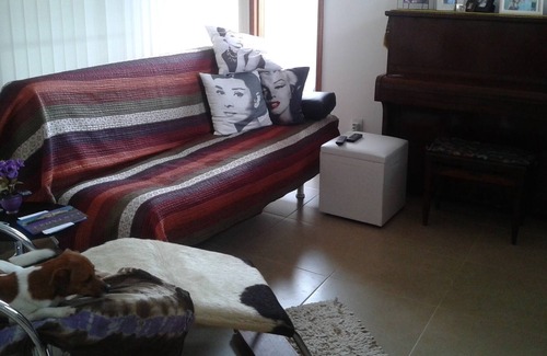 Guapimirim House | House with pool and barbecue in gated community!
