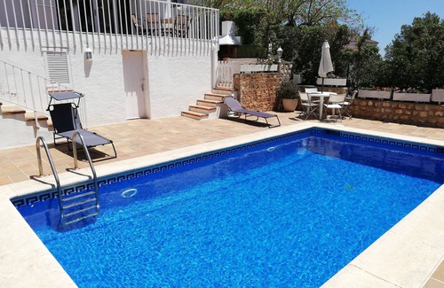 Calafat Ski Chalet | House with pool on the 1st line of the sea