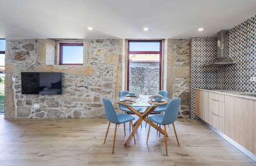 Ponte de Lima Cottage | House with pool in Quinta 3 km from Ponte de Lima. Newly refurbished!