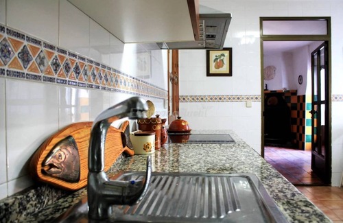 Hoya-Gonzalo Cottage | House with private patio with max 17 people