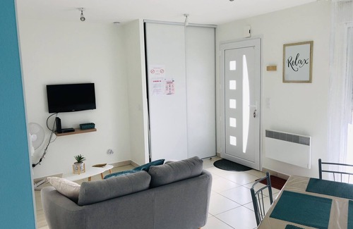 Jonzac House | house with private parking - furnished with tourism 3 stars - ideal curistes