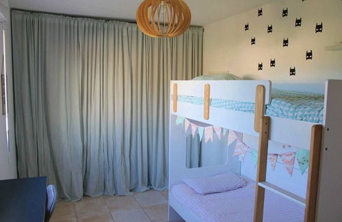 Les Baumettes House | House with swimming pool at the foot of the creeks