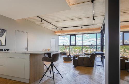 Kaunas Apartment | HOUSE38 Panoramic View Apartments SELF CHECK-IN