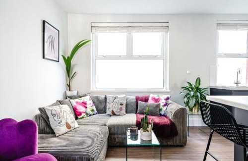 Adamsdown Apartment | Howard Gardens Flat 2 Rowan