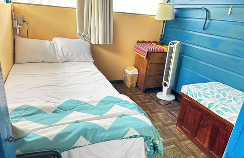 Burrell Boom Hotel | Howler Jungle House