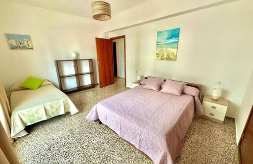 Santa Eulalia del Rio Hotel | HST-STASEU-DB Double Room (3 Guests) - Central Holiday Rooms and Apartment 5 min to the beach