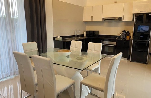 Khao Takiab Villa | Hua Hin Pool Villa near Market village and beach 3 bed ensuite bathroom