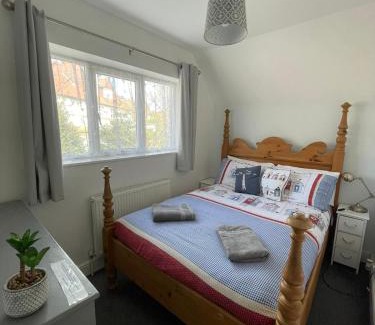 Sheringham House | Huge 6 Bedroom House in Sheringham