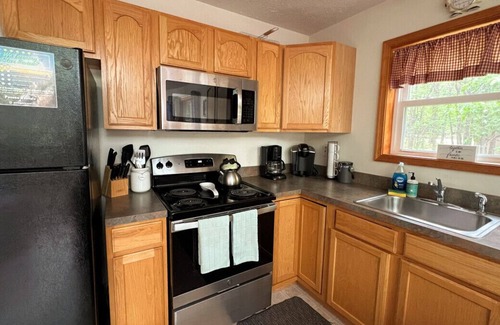 Briar Crest Woods Ski Chalet | HUGE Chalet - GameRoom, Firepit, Central Location