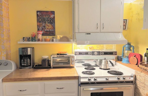 Lake Junaluska Apartment | Hummingbird Suite at Lake Junaluska.