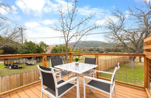 New Braunfels House | Hunka Hunka Cabin