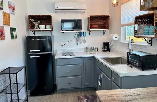 New Braunfels Cottage | Hunka Hunka Guadalupe Love!
