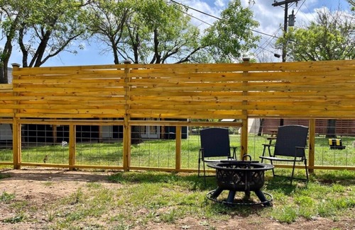 New Braunfels Cottage | Hunka Hunka Guadalupe Love!