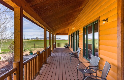 Westcliffe Cabin | Hunter's Special: Lodge with Six Bedrooms + Loft. ATV Access to Rainbow Trail.