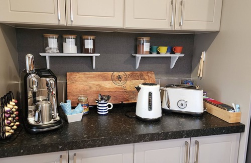Hamilton House | Huntington Honey - Where every stay feels like home