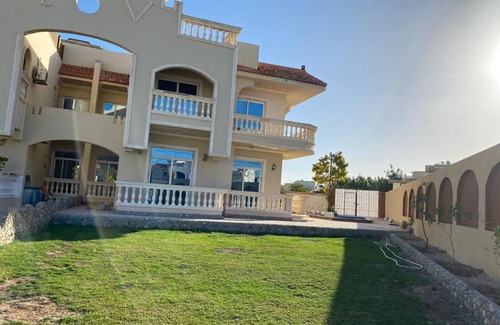 Al Ahyaa Villa | Hurghada 4 bed Villa