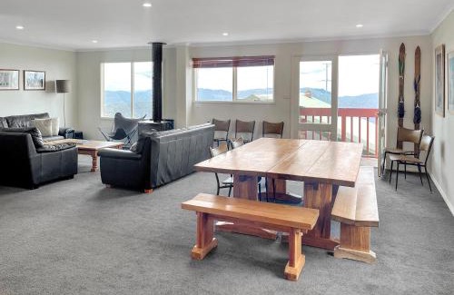 Mount Buller Apartment | Huski Ski Club