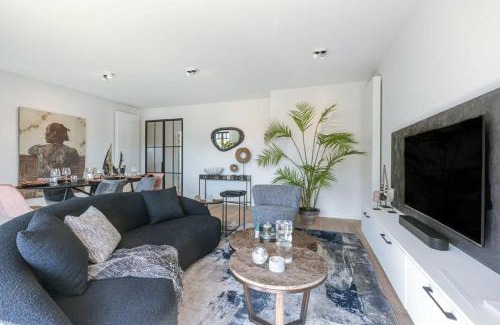 Knokke Apartment | Huswell - Exquisite apartment on a great location in Knokke