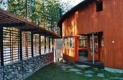Jaala House | Huvila hiljaisuus by Interhome