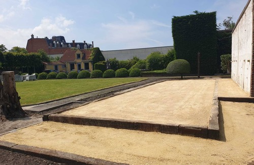 Sint-Kruis House | Huyze Lapin: Ruime Woning met Tuin & Zwembad, op Wandelafstand van Brugge