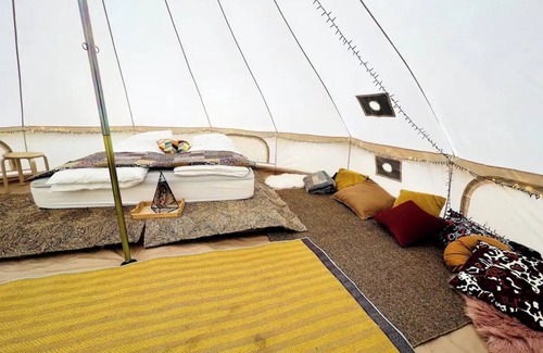Hvolsvollur RV Rental | Hvolsvöllur Glamping 2 nn