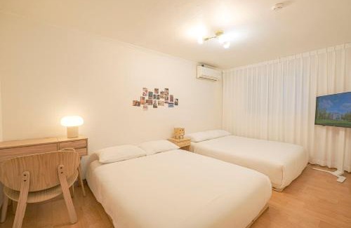 Seolcheon-myeon Bed & Breakfast | Hwayang Yeonhwa