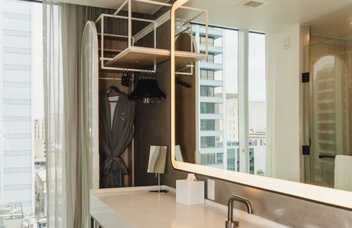 Downtown Austin Hotel | Hyatt Centric Congress Ave Austin