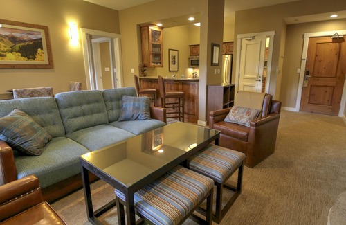 Beaver Creek Condo | HYATT MOUNTAIN LODGE, HOTEL AMENITIES & CONDO COMFORTS! WINTER SPECIALS