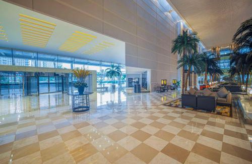 Old Dubai Hotel | Hyatt Regency Dubai - Corniche