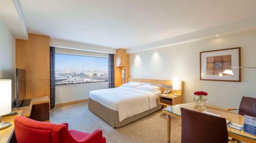 Old Dubai Hotel | Hyatt Regency Dubai - Corniche