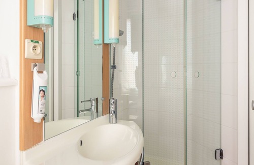 Antwerp Hotel | ibis Antwerpen Centrum