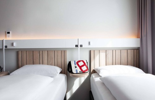 Altglienicke Hotel | ibis Berlin Airport (Neu eröffnet)