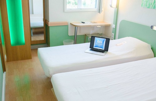 Le Blanc-Mesnil Hotel | ibis budget Aeroport le Bourget Garonor