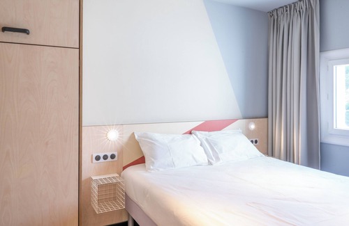 Le Vieux Cannet Hotel | ibis budget Le Cannet des Maures