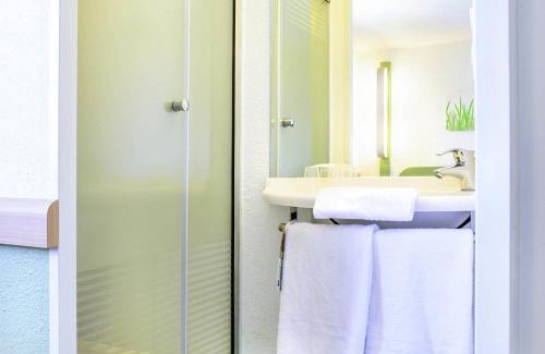 Petite-Foret Hotel | ibis budget Valenciennes Petite-Forêt