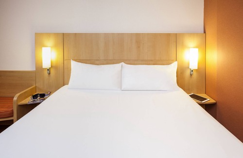 Mulhouse Hotel | ibis Mulhouse Centre Filature
