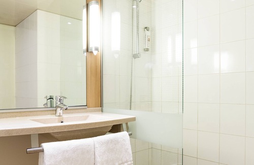 Mulhouse Hotel | ibis Mulhouse Centre Filature
