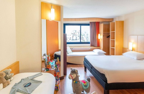 Batignolles Hotel | ibis Paris 17 Clichy-Batignolles