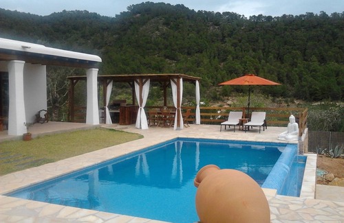 Cala Sant Vicente Cottage | Ibizan house with private pool and sea views.(ETV/0893-E)