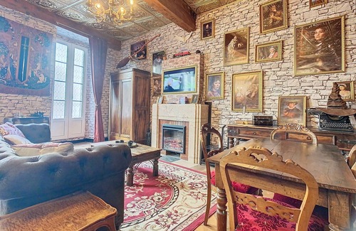 Secteur 2 Apartment | #IC | Le Gryffondor