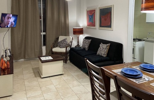 Icarai Apartment | Icaraí - Excellent location with garage, near Praia and Campo de São Bento