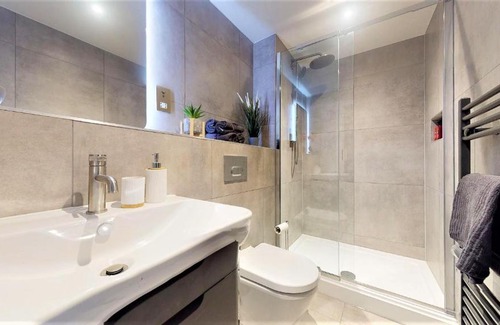 York Apartment | Icona - Luxurious 2 bed apartment