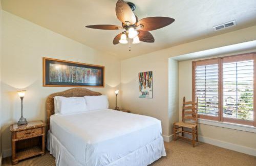 Bear Hollow Village Apartment | Iconic Location, Sleeps 11, Short drive to Ski and Bike Access, Private Hot Tub, View of Olympic Park