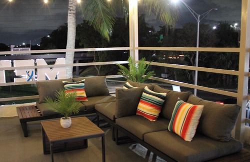 Hipodromo Apartment | Ideal Apartment Less than 20 Minutes from the Airport!