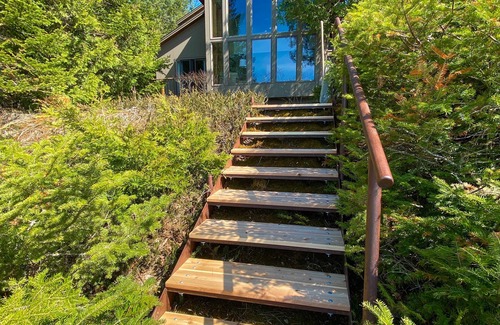Leland House | Ideal Beachside Home