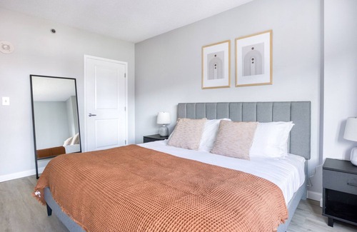 Cambridgeport Apartment | Ideal Central Square 1BR w/ W/D, by Blueground