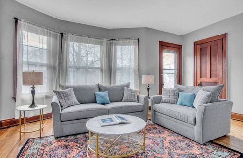 North Buffalo Apartment | Ideal & Exquisite Elmwood Village Victorian