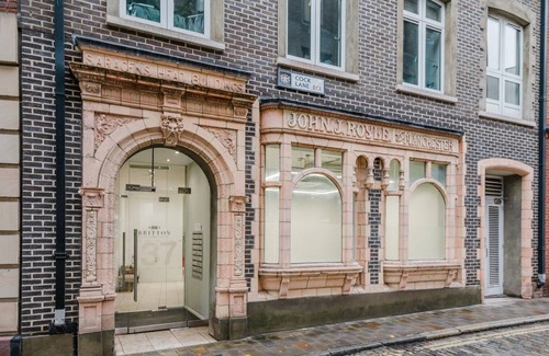 The City of London Apartment | Ideal Farringdon 1BR, near Tube Station & Cathedral, by Blueground